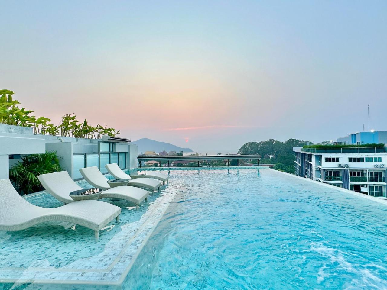 ECOndo Bangsaray — 4-Star Luxury Hotel in Sattahip, Thailand