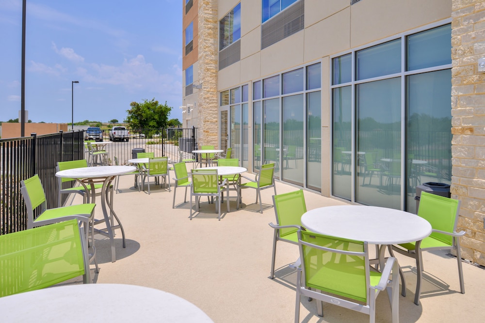 Holiday Inn Express Early by IHG - photo 26
