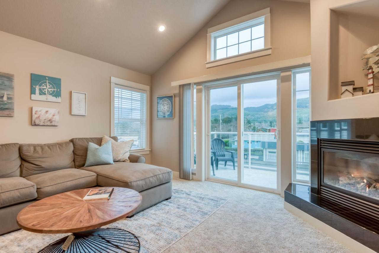 The Cozy Corner in Rockaway Beach, United States