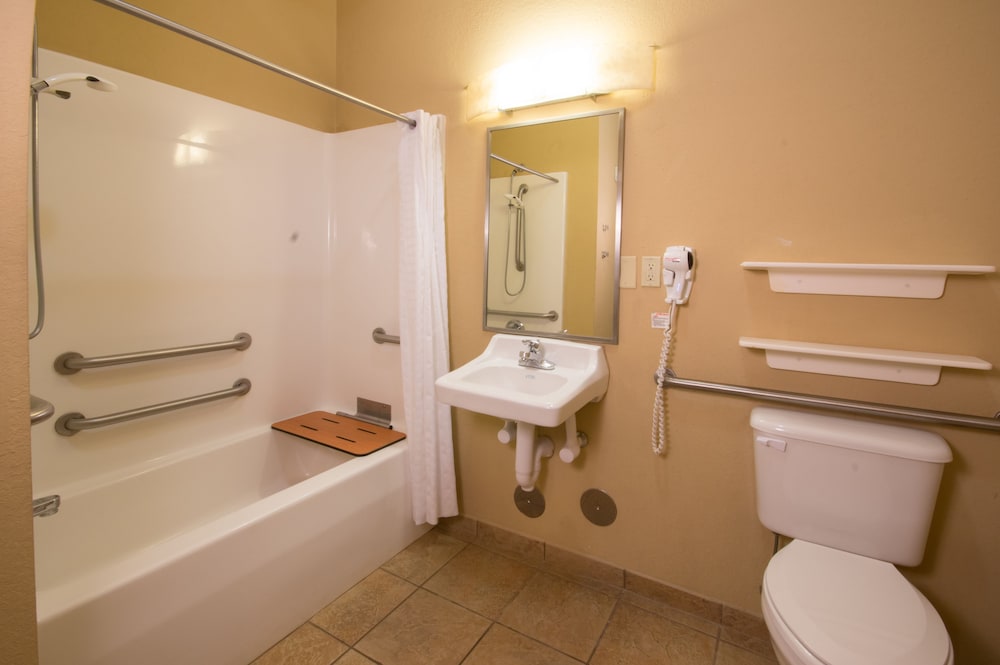 Candlewood Suites Alabaster by IHG - photo 19