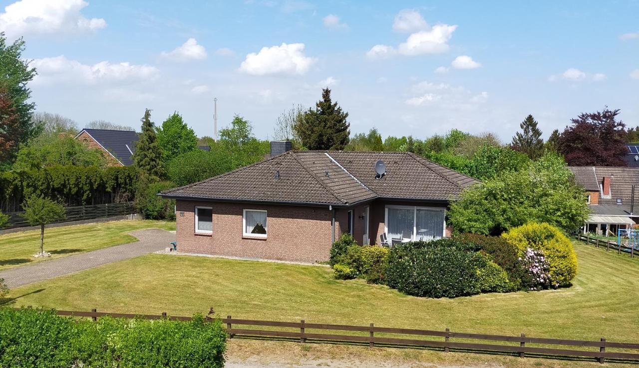 Ferienhaus No.10 — 4-Star Luxury Hotel in Hemmoor, Germany