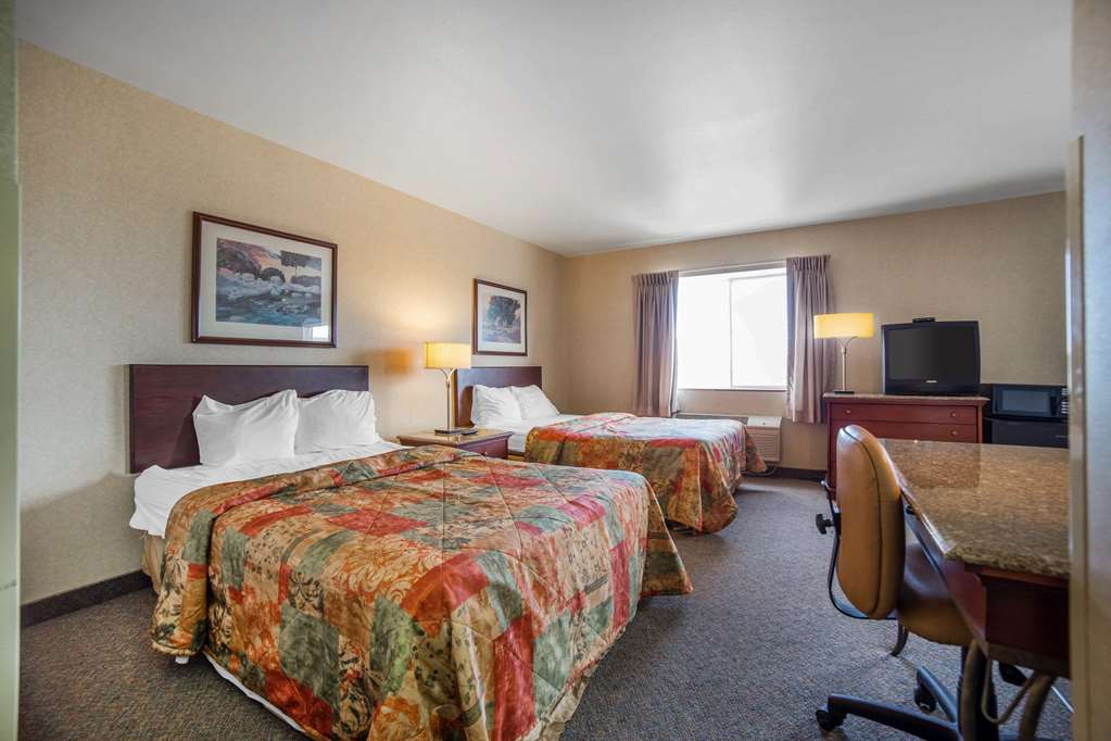 Rodeway Inn & Suites Nampa - photo 6