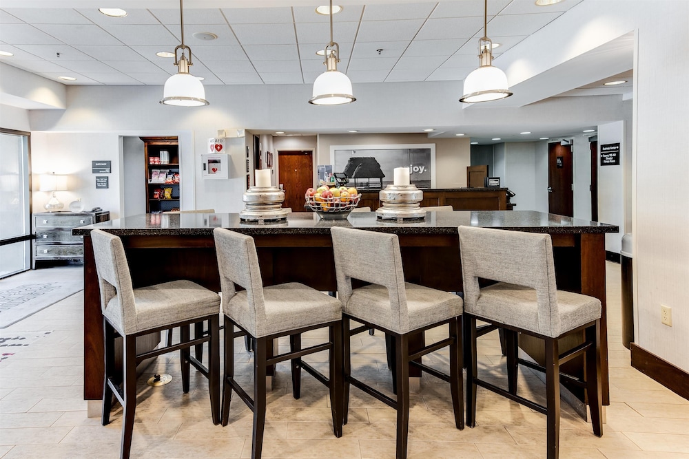 Hampton Inn Tuscaloosa University - photo 4