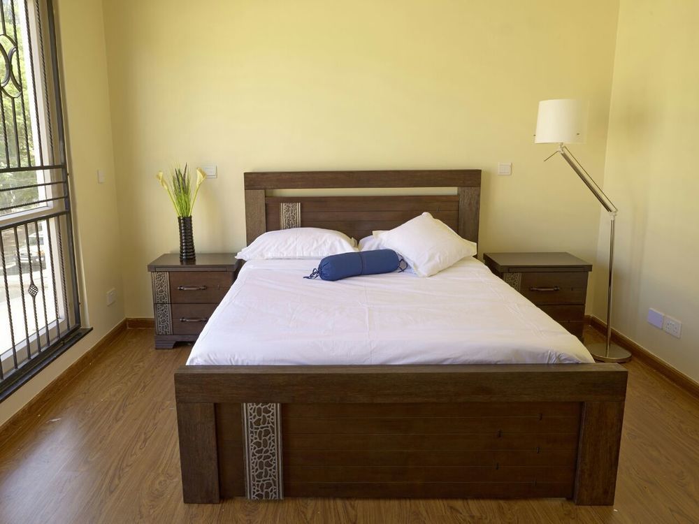 Villa De Rose Westlands