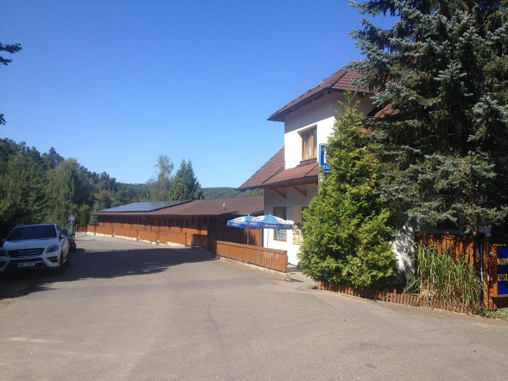 Autokemp Slapy Skalice in Stechovice, Czech Republic