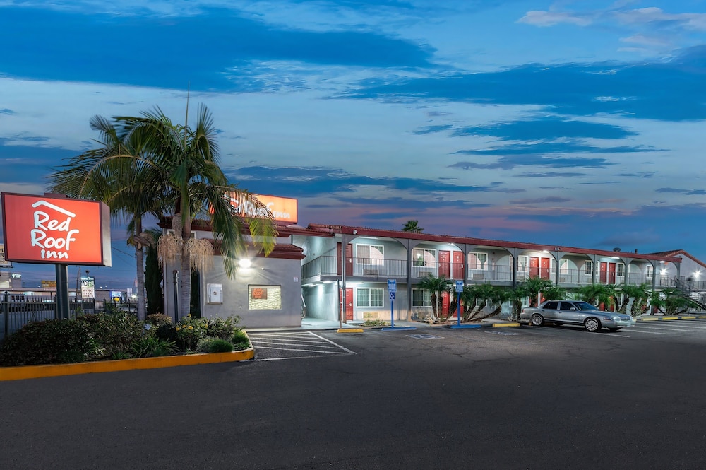 Red Roof Inn Los Angeles Bellflower - photo 27