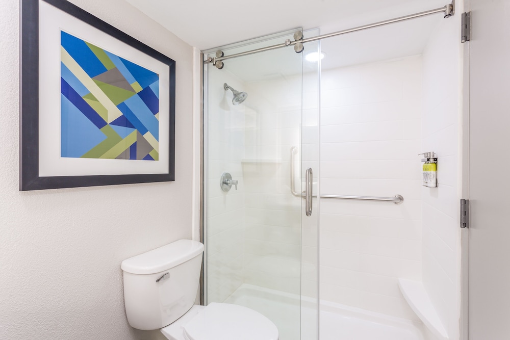 Holiday Inn Express Exton by IHG - photo 26
