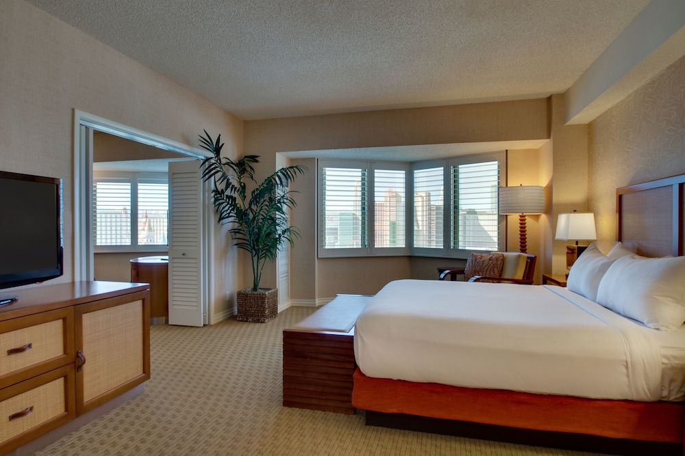 Tropicana Las Vegas - photo 9