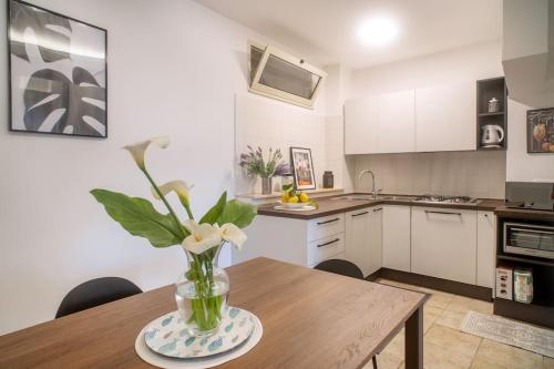 L ape regina in Massa Lubrense, Italy