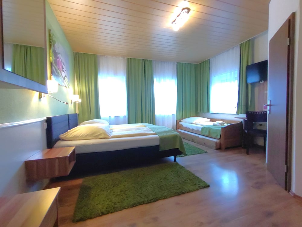 Hotel Smart Inn - carbon neutral hotel in Erlangen