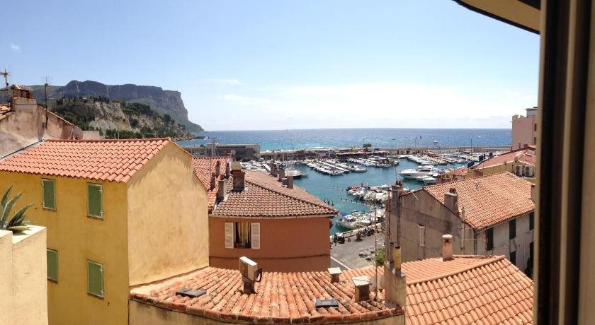 Hotel du Commerce - last minute hotel in Cassis