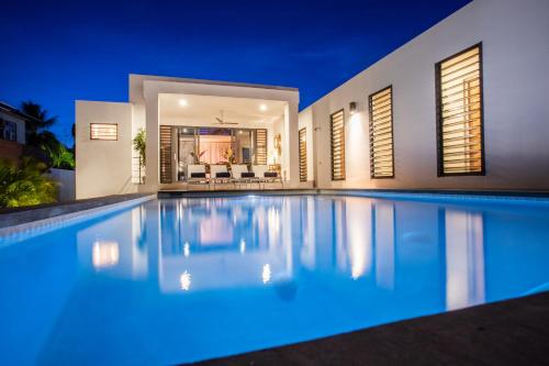 Villa Bon Vista Cas Grandi — 4-Star Luxury Hotel in Willemstad, CURAÇAO