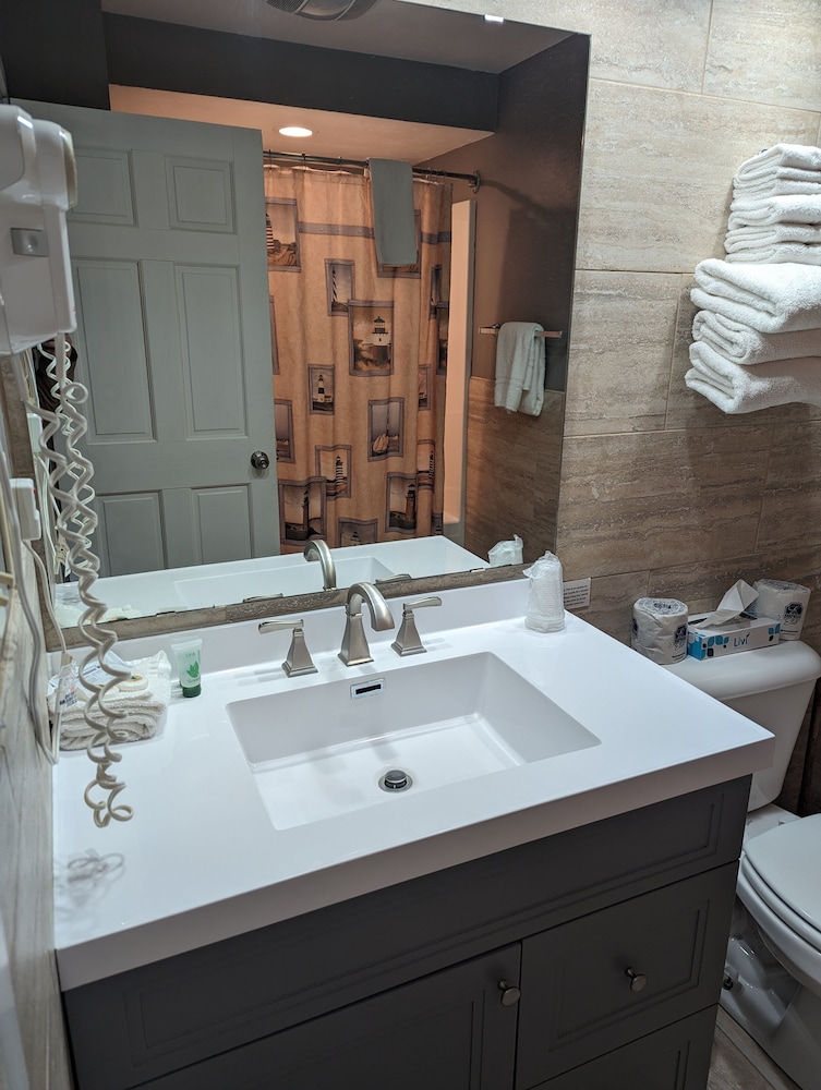 Beach Harbor Resort - photo 55