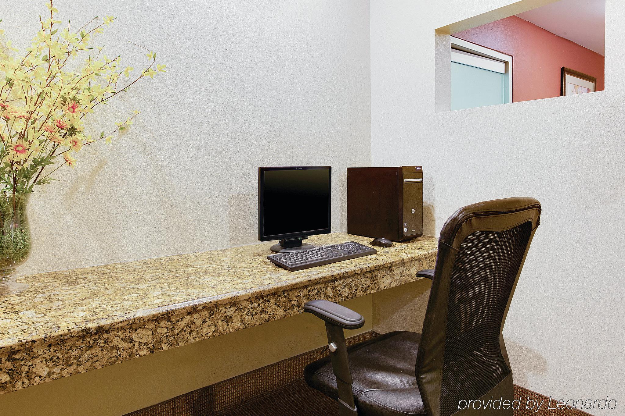 Jfk View Inn & Suites - photo 18