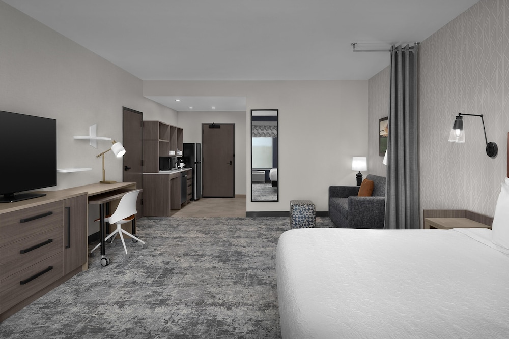 Home2 Suites by Hilton Ramsey - photo 25