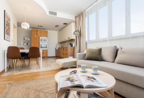 Łobzowska 22 by Homeprime — 4-Star Luxury Hotel in Krakow, Poland