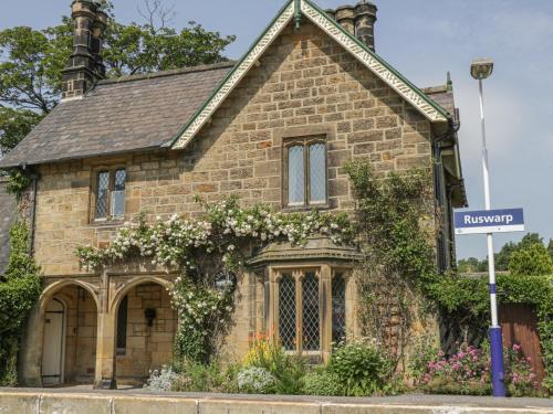 The Station House — 4-Star Luxury Hotel in Whitby, United Kingdom