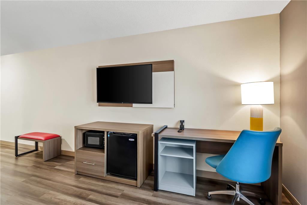 Comfort Inn Emporia - photo 18