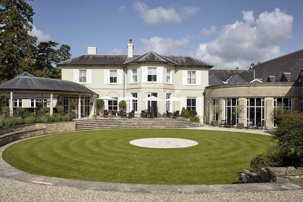The Vineyard - carbon neutral hotel in Newbury