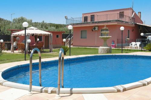 Holiday Home Floridia with Pool near Beach — 4-Star Luxury Hotel in Siracusa, Italy