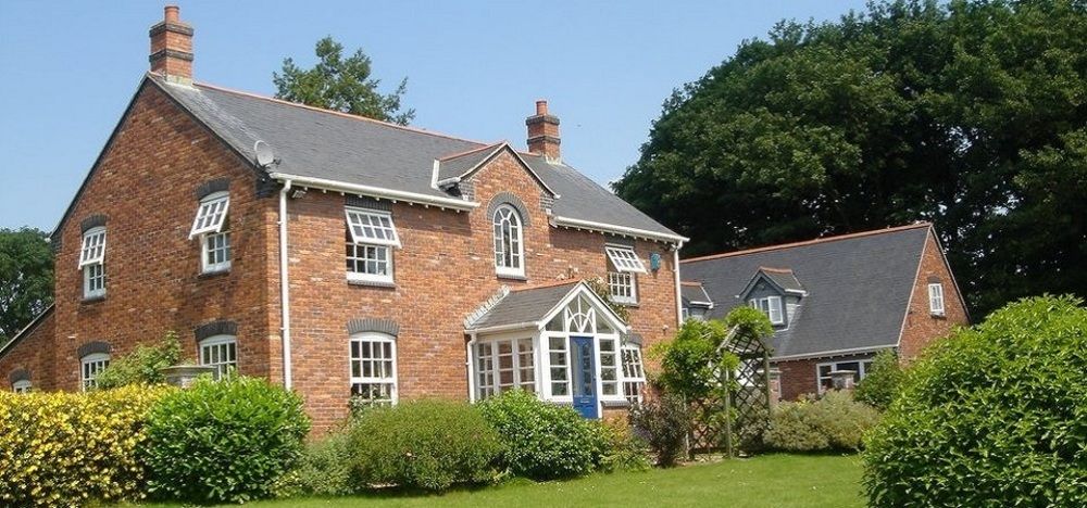 Springfield House — 4-Star Luxury Hotel in Taunton, United Kingdom