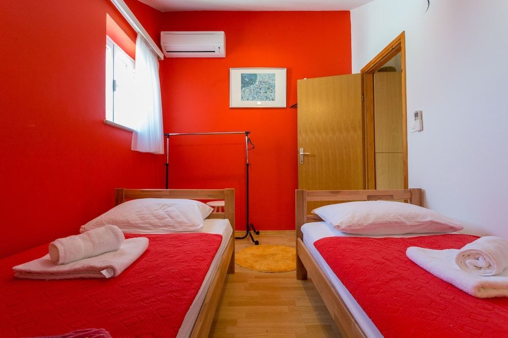 Nika Toni Apartment