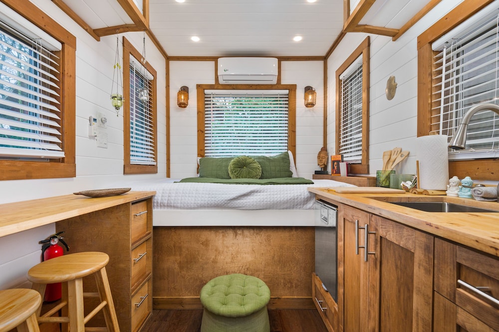 Tiny Digs Hotel of Tiny Houses - photo 21