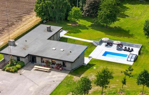 Gorgeous Home In Glesborg — 4-Star Luxury Hotel in None, Denmark