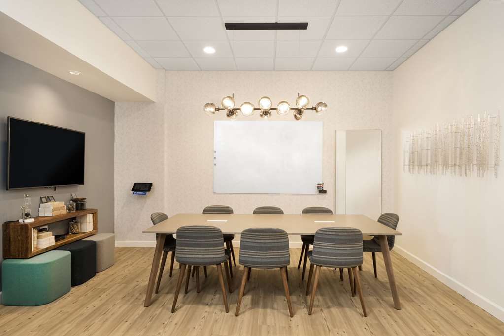 Sonesta Milwaukee West Wauwatosa - photo 40