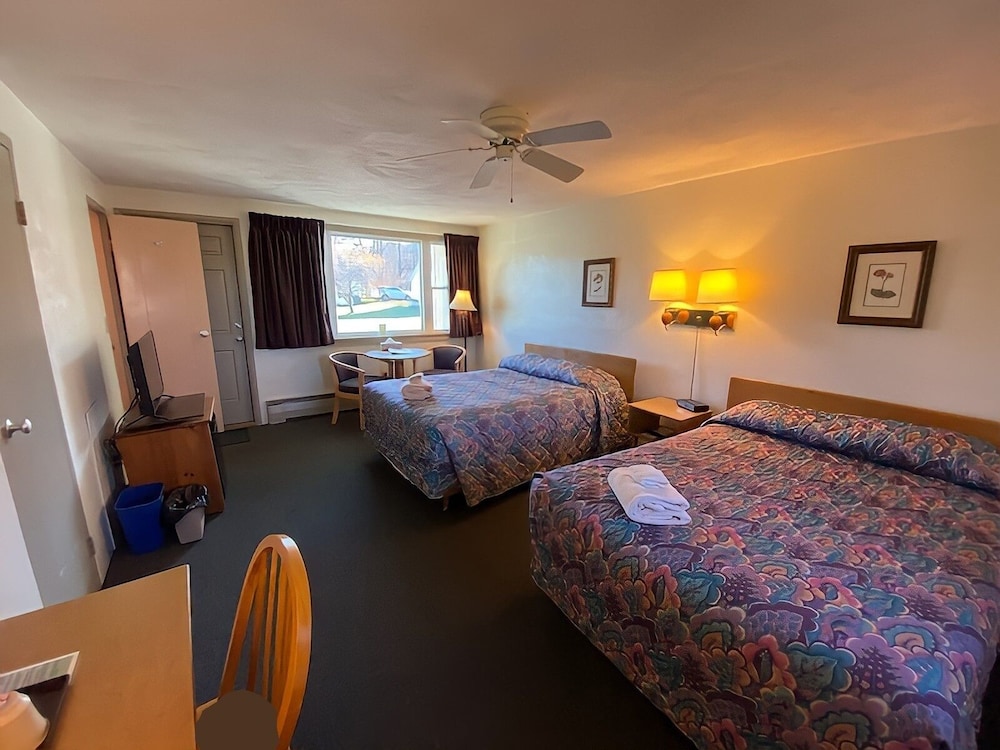 Gale River Motel - photo 4