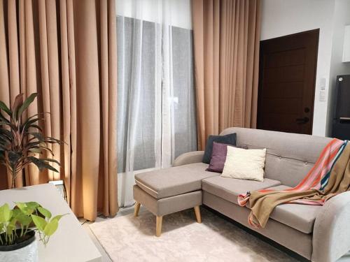 JD&S Apartments Unit 4 — 4-Star Luxury Hotel in Iligan, Philippines