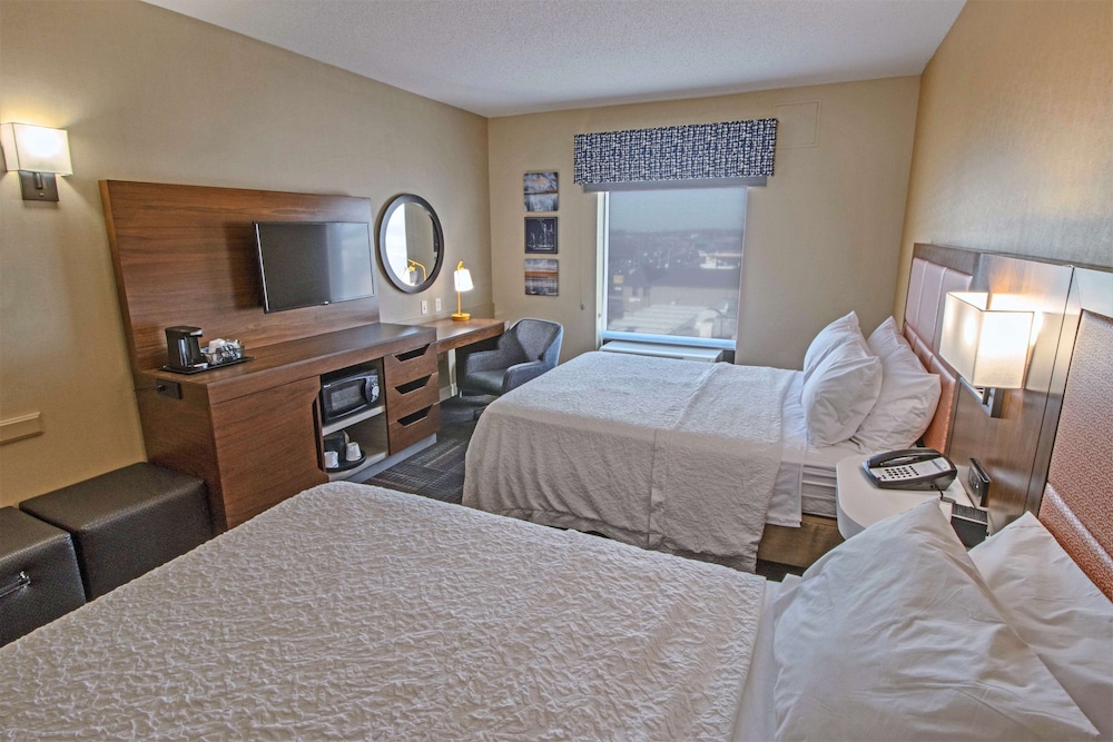 Hampton Inn & Suites Chesapeake Battlefield Blvd. - photo 9