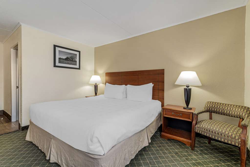 Best Western Plus Augusta Civic Center Inn - photo 16