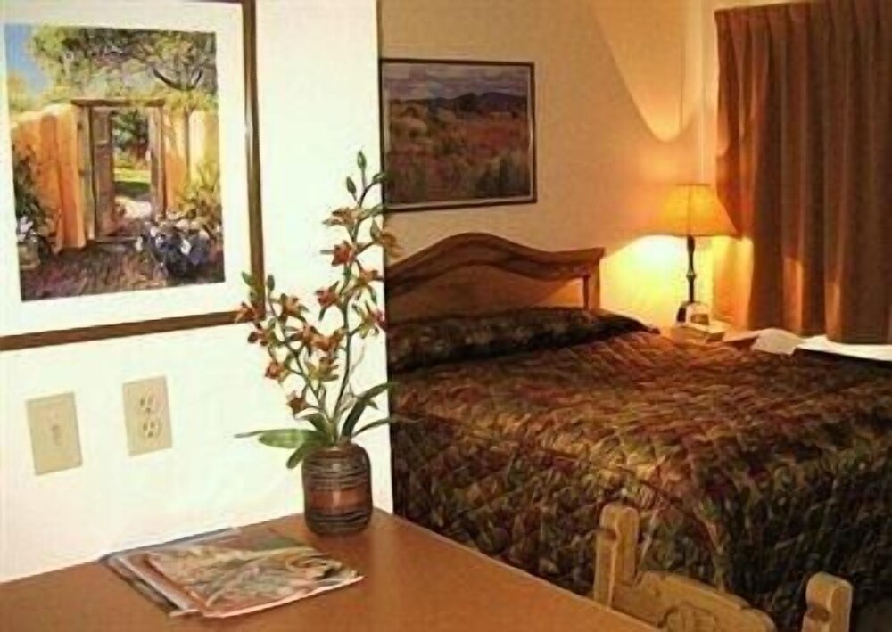 Santa Fe Suites - photo 8