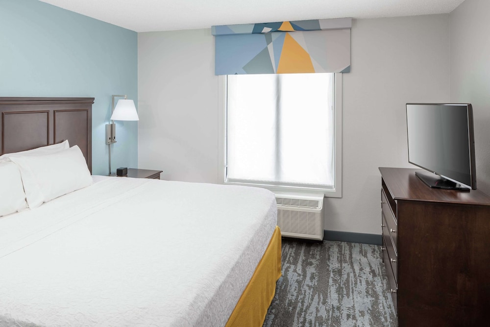 Hampton Inn & Suites Miami Doral Dolphin Mall - photo 20