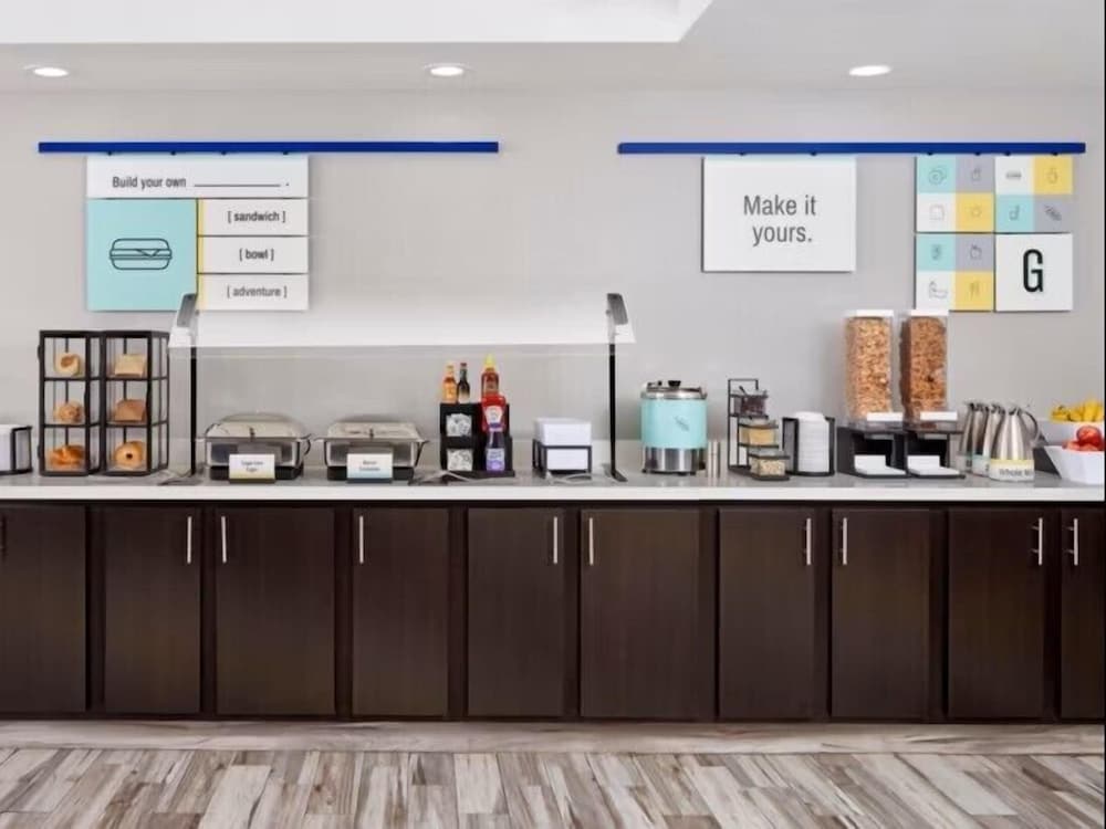 Garner Hotel Idaho Falls Southwest by IHG - photo 12