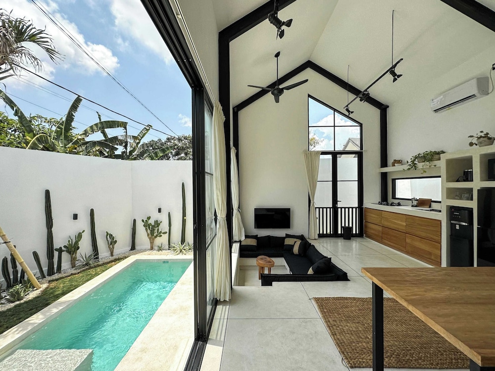 The Raw 1 Bingin in Pecatu, Indonesia