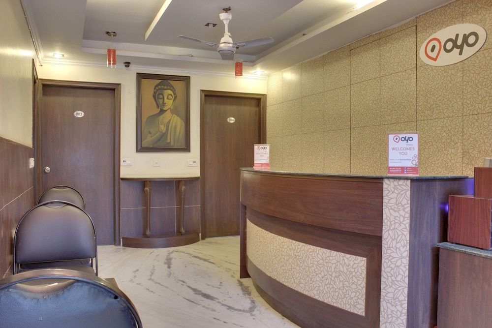 Oyo 302 Maple Green - last minute hotel in Gurgaon
