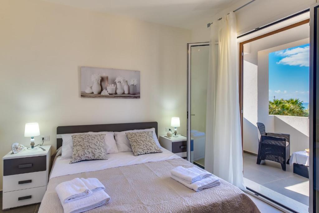 Casa Bentivegna by Biddizzi Rari vicino alla Spiaggia con Parcheggio privato interno — 4-Star Luxury Hotel in Sciacca, Italy