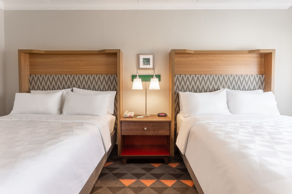 Holiday Inn Philadelphia South Swedesboro by IHG - photo 15