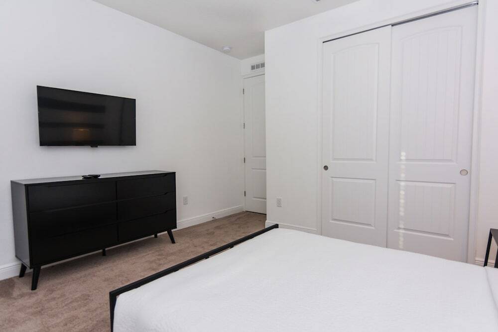 Fantastic Vacation Home At Encore Resort EC371 - photo 3