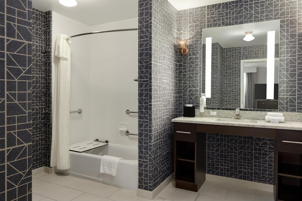 Homewood Suites by Hilton Burlington - photo 25