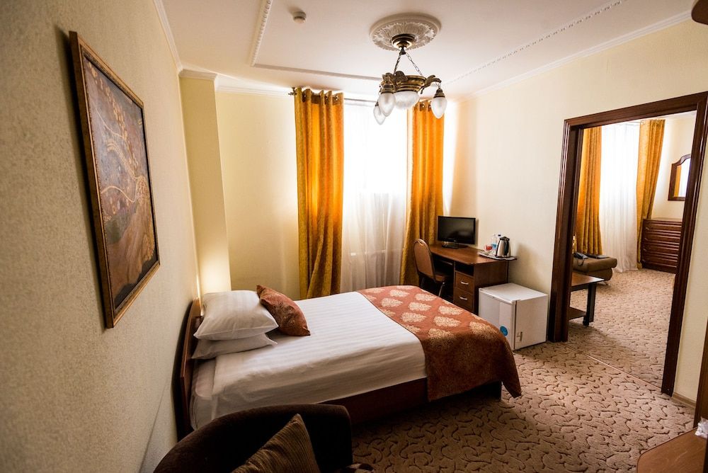 Art Hotel — hotel in Yelizovo