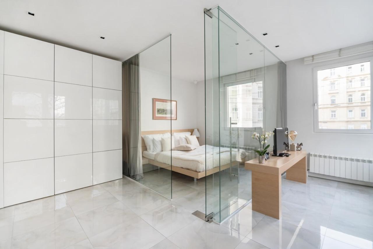 Elegant Cozy Apartment — 4-Star Luxury Hotel in Vienna, Austria