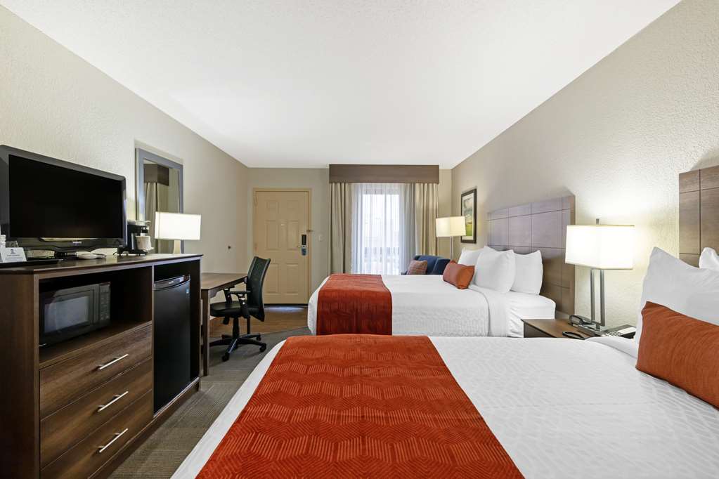Best Western Colonial Inn - photo 17