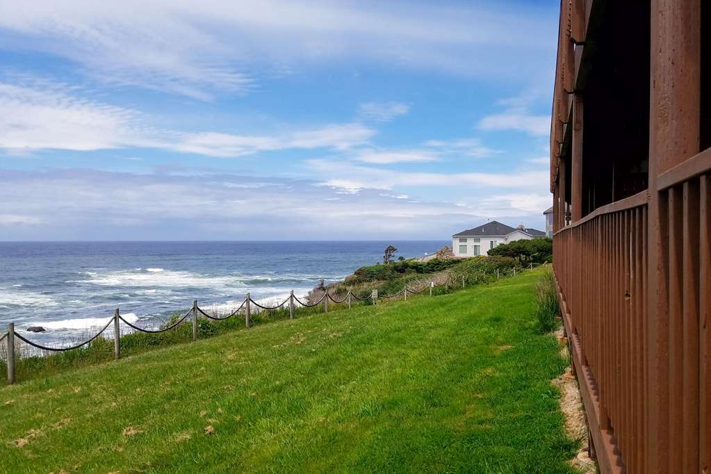 Clarion Inn Surfrider Resort - photo 8