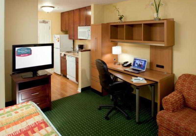 TownePlace Suites by Marriott Texarkana - photo 9