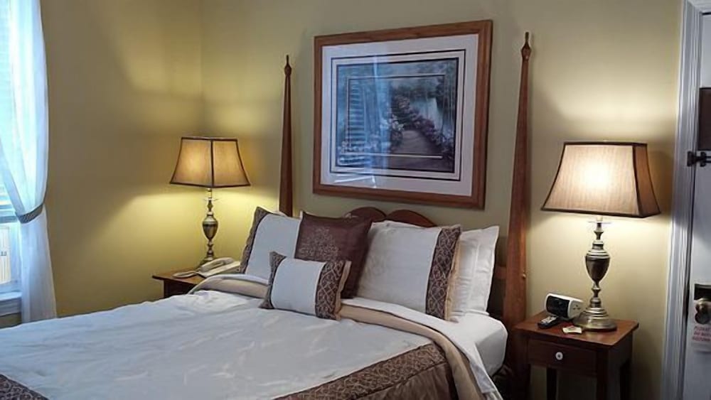 The Country Inn of Berkeley Springs - photo 10
