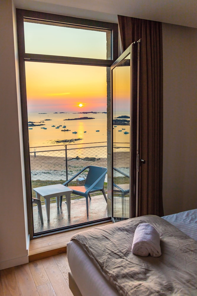 Pavillon de la plage in Trebeurden, France