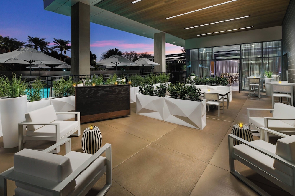 Ac Hotel By Marriott Scottsdale North - photo 33